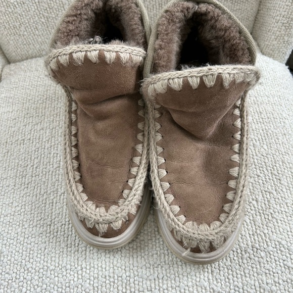 Mou Brown Ankle Boots with Cream Trim - Picture 6 of 6